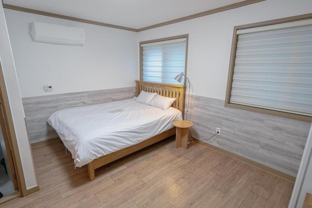 Daecheon Sagwanamu Pension Boryeong Chambre photo