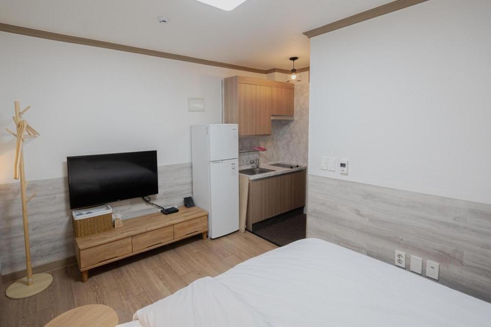 Daecheon Sagwanamu Pension Boryeong Chambre photo