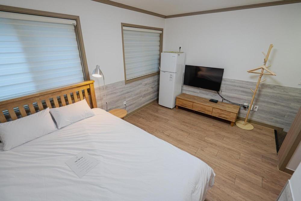 Daecheon Sagwanamu Pension Boryeong Chambre photo